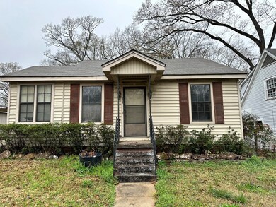 815 Howe St, McComb, MS 39648 - photo 5