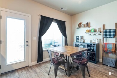 236 E 3025 N Cedar Bend