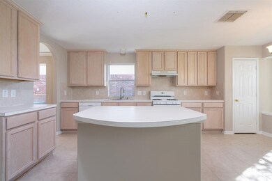 8927 Starlamp Ln, Houston, TX 77095 - photo 4