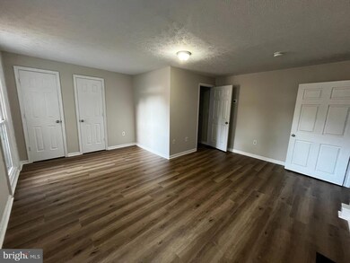 7889 Main St unit A1, Middletown, VA 22645 - photo 4