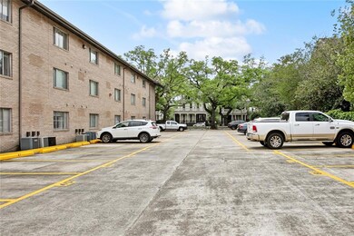 4007 Saint Charles Ave unit 314, New Orleans, LA 70115 - photo 4