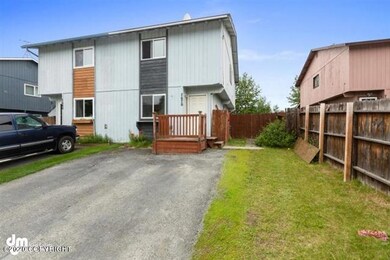 15-Exterior Front MS_9404