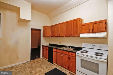 207 N Carey St unit 1, Baltimore, MD 21223 - photo 4