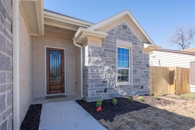 821 Easley St, White Settlement, TX 76108 - photo 2