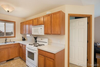 2155 Winston View Dr NE unit 67, Cedar Springs, MI 49319 - photo 5