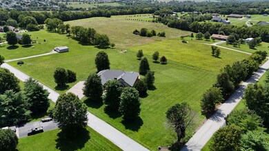 134 Hazen Ln, Nixa, MO 65714 - photo 2