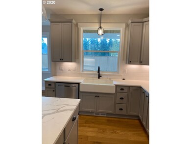 302 SW 18th Ave, Canby, OR 97013 - photo 7