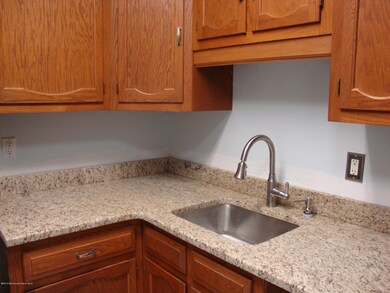 4 Alder kitchen 005
