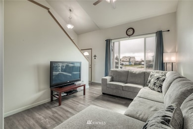 16614 Greenleaf Ave SE, Yelm, WA 98597 - photo 3