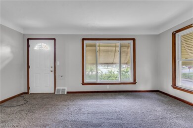 18201 Libby Rd, Maple Heights, OH 44137 - photo 3