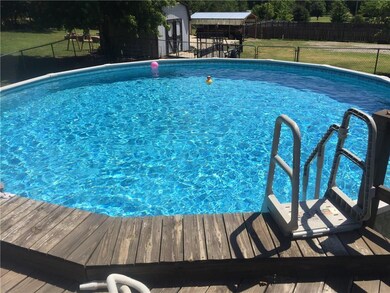 This picture was taken last summer buy the homeown