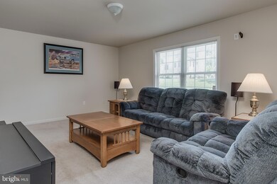 10217 Stagecoach Dr, Hagerstown, MD 21740 - photo 7