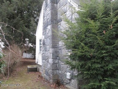 96 Sheridan St, Glens Falls, NY 12801 - photo 2
