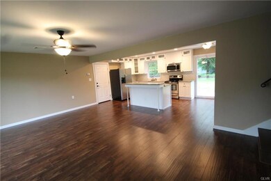 342 Kiddie Ln, Walnutport, PA 18088 - photo 5