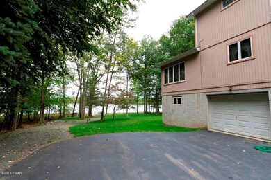 228 Fawn Lake Dr, Hawley, PA 18428 - photo 3