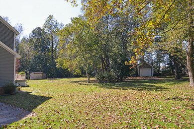 2268 Valley Dr, Winterville, NC 28590 - photo 5