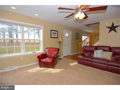 958 Clauss Rd, Lenhartsville, PA 19534 - photo 5