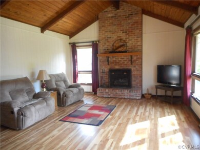 701 Willow Ct, Hopewell, VA 23860 - photo 3