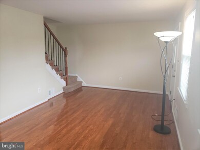 2325 Iverson St, Temple Hills, MD 20748 - photo 2