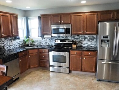 4061 Hemlock Dr, Coplay, PA 18037 - photo 7