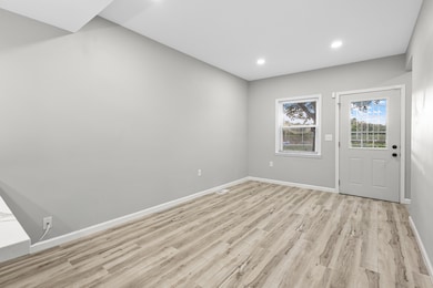 2774 N 7th St, Milwaukee, WI 53212 - photo 4