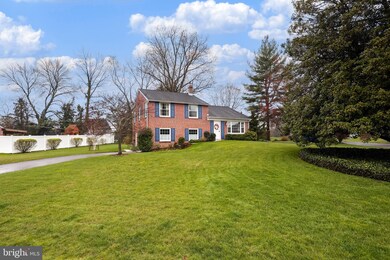 224 Canterbury Dr, Wallingford, PA 19086 - photo 2