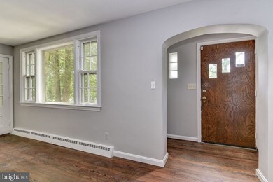 9001 Tuckerman Ln, Potomac, MD 20854 - photo 5