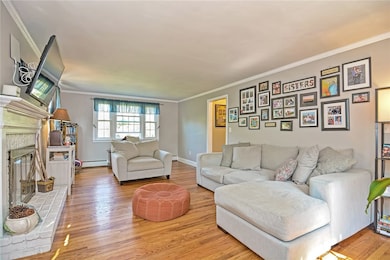 10 Laurel Ln, Warren, RI 02885 - photo 5