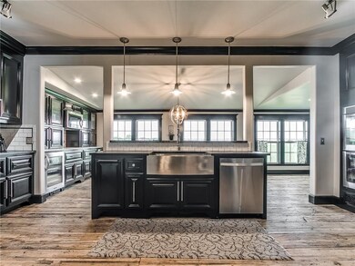 AN AMAZING KITCHEN !!!