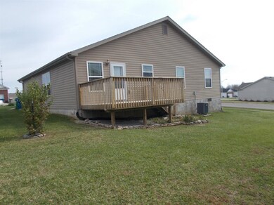 2031 Chris Dr, Lawrenceburg, KY 40342 - photo 4