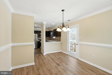 14312 Chapel Cove Ct, Laurel, MD 20707 - photo 4