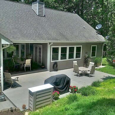 Back Deck/Covered Porch