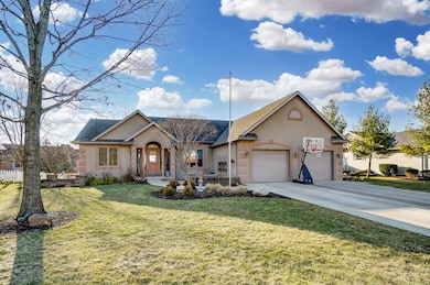 1505 Apache Trail, Wapakoneta, OH 45895 - photo 2