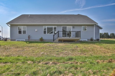 1609 E 21st St, Marshfield, WI 54449 - photo 4