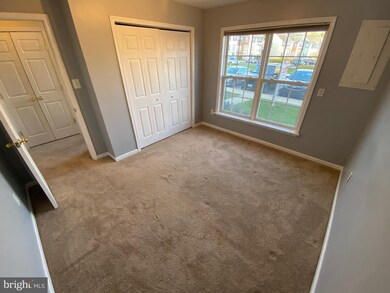 7112 Ladd Cir, Frederick, MD 21703 - photo 6