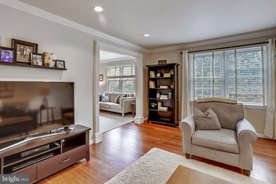 5800 Tudor Ln, Rockville, MD 20852 - photo 7