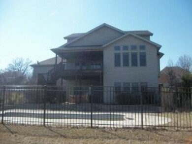 9201 Wright St, Merrillville, IN 46410 - photo 2