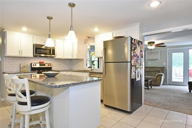 25 Edgewood Rd, Chepachet, RI 02814 - photo 5