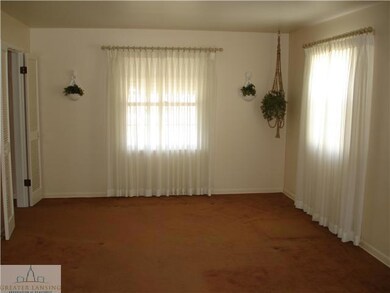 868 W Thomas L Pkwy, Lansing, MI 48917 - photo 5