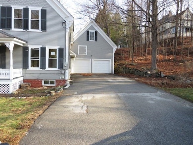 8 Richardson St, Lancaster, NH 03584 - photo 2