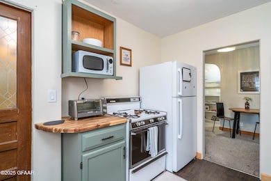 601 N Front St, Crookston, MN 56716 - photo 3