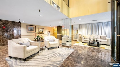 World Plaza North unit 3D, Hackensack, NJ 07601 - photo 4