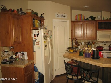 2731 Circle Bar Kitchen