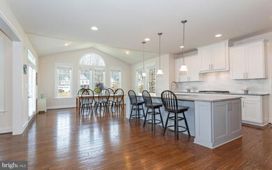 830 Sebastian Ln, Gambrills, MD 21054 - photo 3