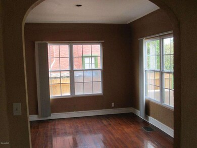 e avenue ave 025