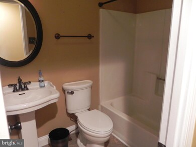 18192 Waterloo Rd, Amissville, VA 20106 - photo 7