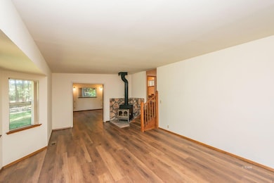 131 N, Trinity Center, CA 96091 - photo 6