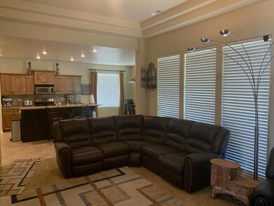 Living Room (2)