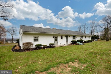 594 Twin County Rd, Honey Brook, PA 19344 - photo 4