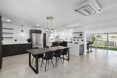 1449 48th Ave NE, Saint Petersburg, FL 33703 - photo 5